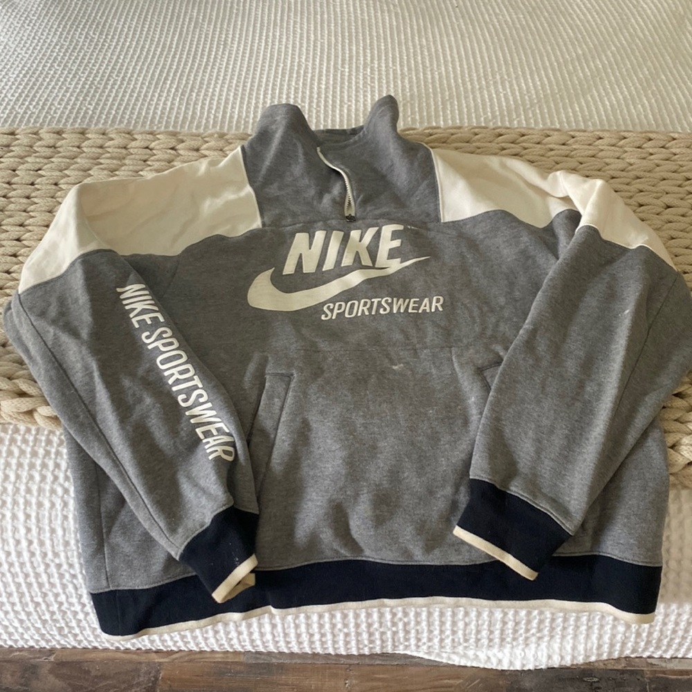 Nike Sweatshirt